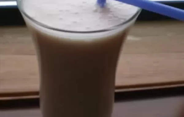 Delicious Vanilla Banana Smoothie