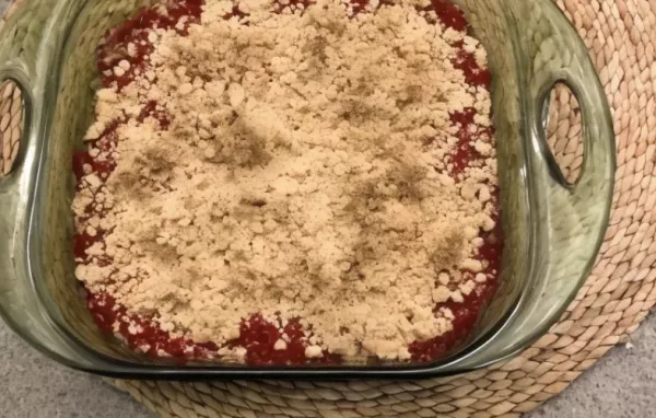 Deliciously Sweet Cherry Crumble Recipe