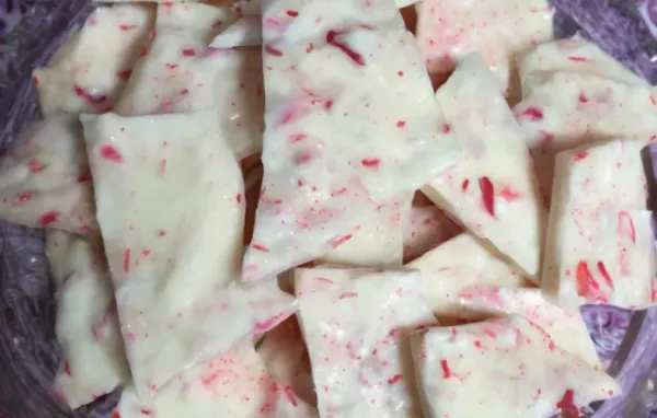 Easy and Festive White Chocolate Peppermint Bark Recipe