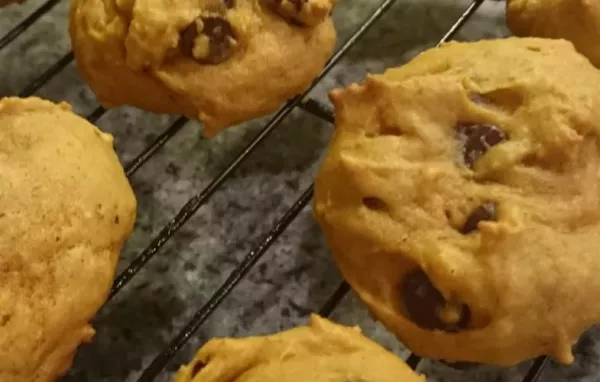 Easy Pumpkin Chip Cookies