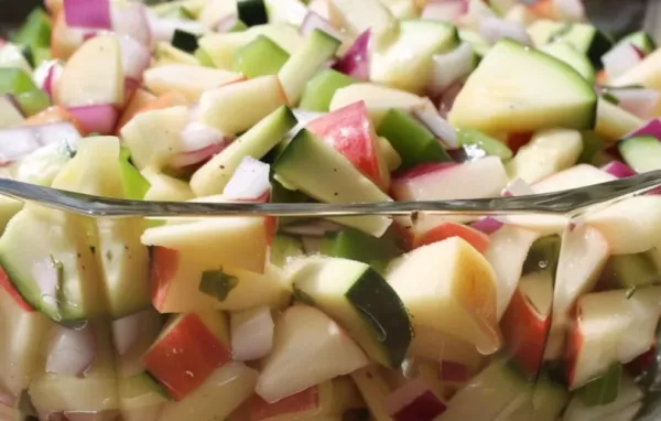 Fresh and Healthy Apple and Zucchini Salad Recipe