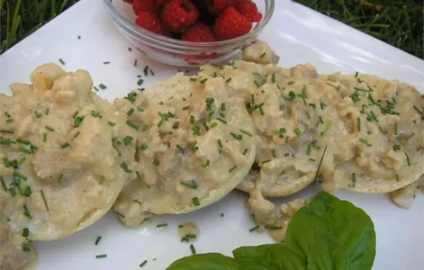 Gloria's Sausage Gravy with Biscuits