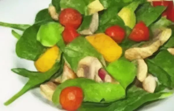 Goldy's Special Salad - A Fresh and Flavorful Blend of Greens and Veggies