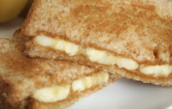 Grilled Peanut Butter and Banana Sandwich