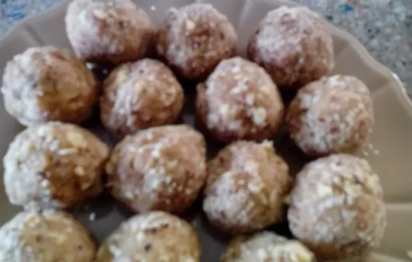Healthy and Delicious Protein Energy Balls Recipe