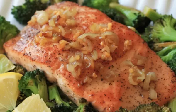 Healthy Steamed Salmon with Broccoli and Shallots Recipe