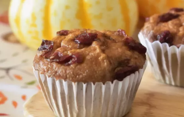 Healthy Whole Wheat Spiced Pumpkin Muffins