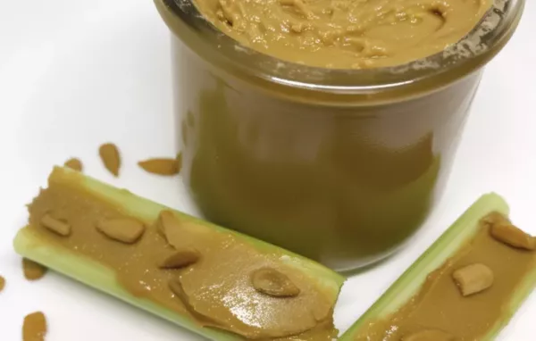 How to Make Delicious Homemade Honey Sunflower Butter