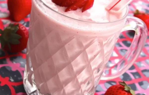 Indulge in a delicious and nutritious breakfast with this pie-inspired shake recipe.