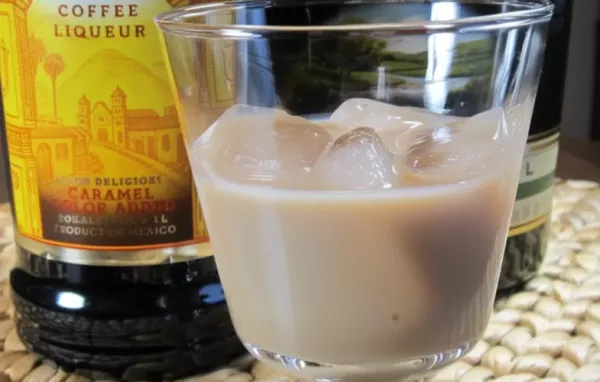 Indulge in the perfect balance of coffee and cream with this delightful cocktail.