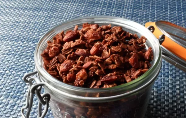 Indulge in this crunchy and chocolatey granola treat!