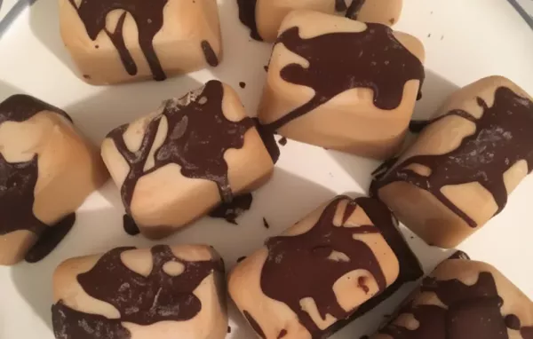 Indulgent Keto Treat: Peanut Butter Fudge Fat Bomb Recipe