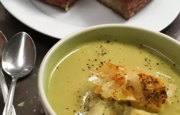 Instant Pot Cream of Asparagus Soup