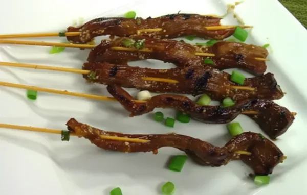 Juicy steak skewers with a delicious American twist