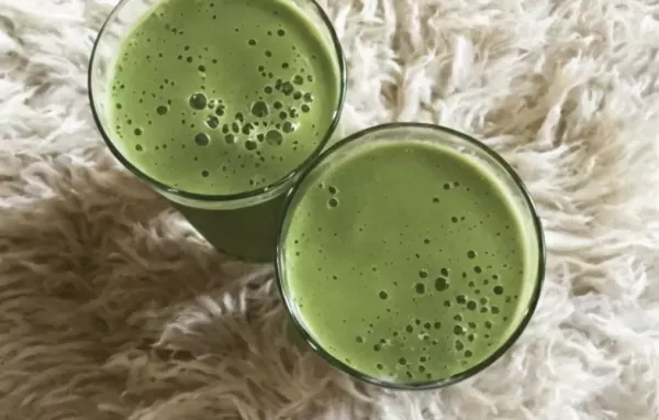 Kale-Avocado Smoothie