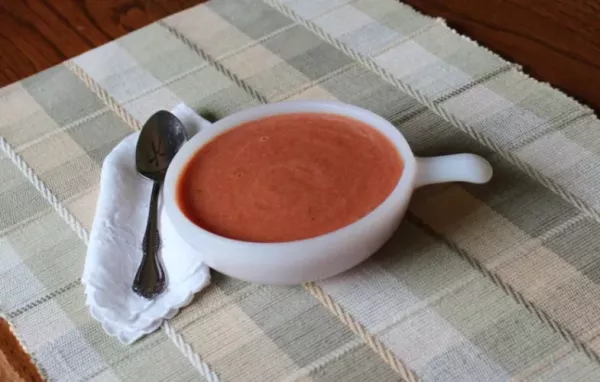 Low-Fat Cream of Tomato Soup