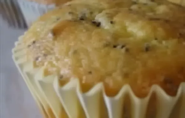 Moist and Delicious Poppy Seed Cake Recipe