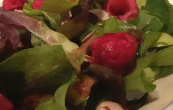 Pati's Spinach and Boysenberry Salad