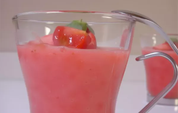 Refreshing and Sweet Strawberry Soup Recipe