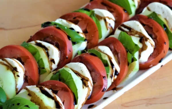 Refreshing Cucumber Caprese Salad Recipe