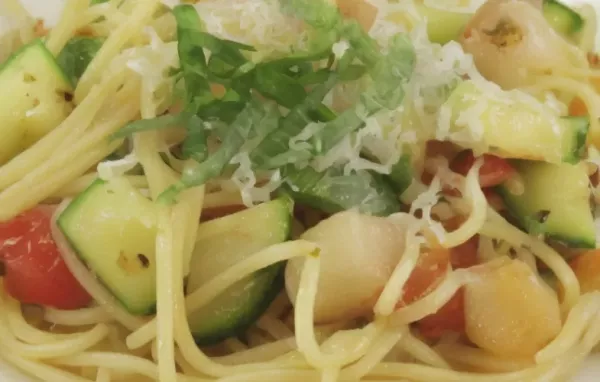 Scrumptious Pasta with Scallops, Zucchini, and Tomatoes