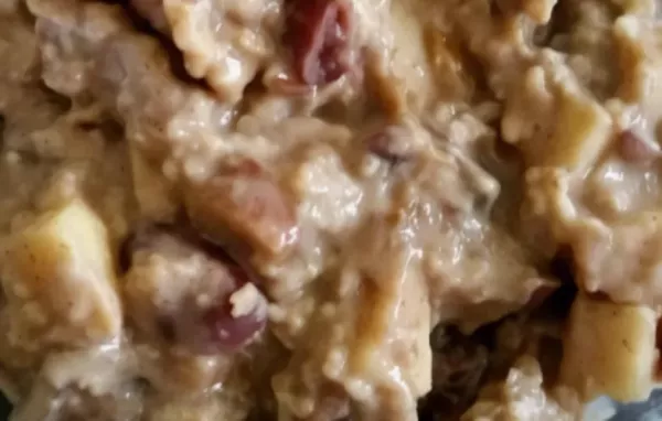 Slow Cooker Fruit, Nuts, and Spice Oatmeal Recipe