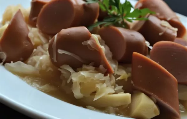 Slow Cooker Knockwurst with Sauerkraut and Apples