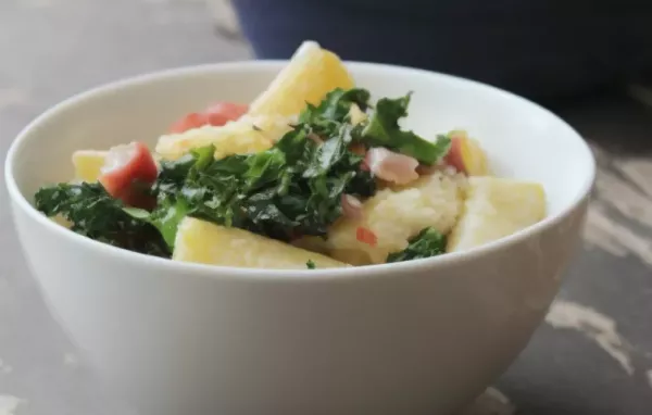 Smoky Penne and Cheese with Ham and Kale