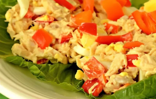 Spice Up Your Salad Game with Sriracha Tuna Salad