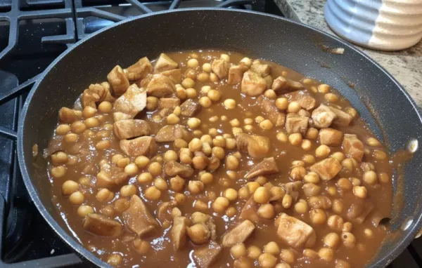 Spicy and flavorful chickpea and chicken curry