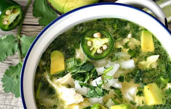 Spicy Lime Avocado Soup: A Refreshing and Flavorful Summer Dish