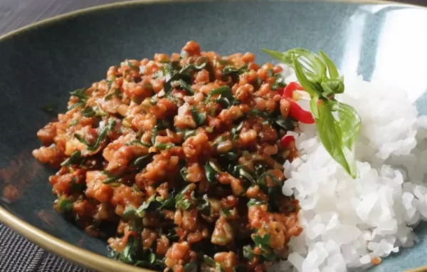 Spicy Thai Basil Chicken (Pad Krapow Gai) - A Flavorful Thai Dish