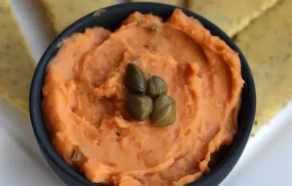 Sun-Dried Tomato and Cannellini Bean Dip