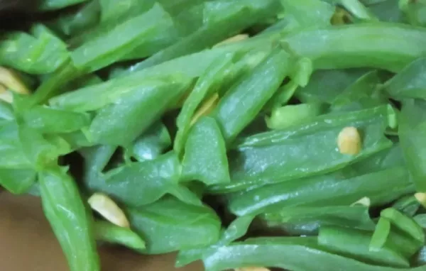 Toasted Almond Green Bean Salad