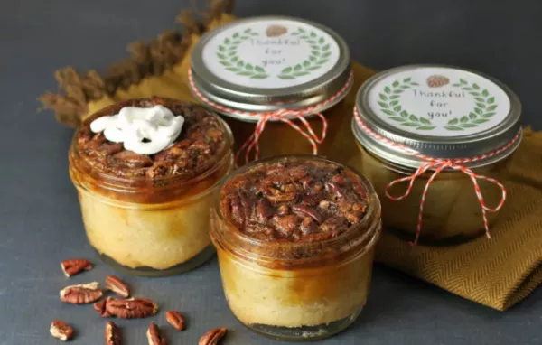 Traditional Pecan Pie in a Jar