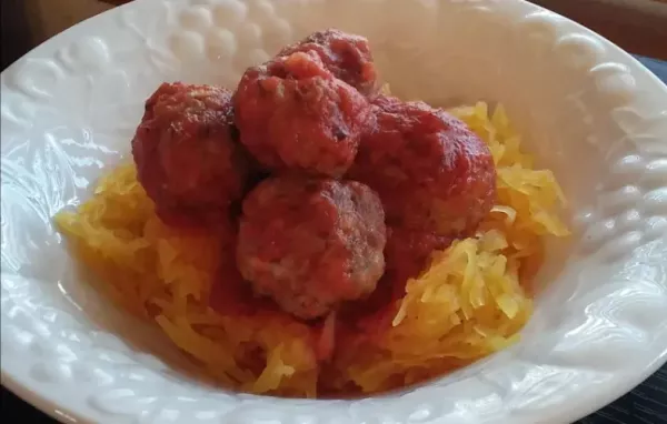 Whole30 Squashgetti and Meatballs