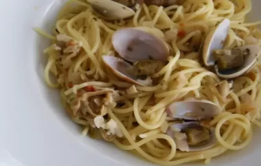 Classic Spaghetti and Clams Recipe