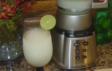 Cool down with a refreshing Frozen Lime Daiquiri