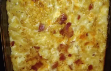 Creamy and Cheesy Macaroni and Cheese