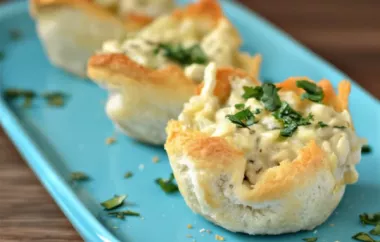 Creamy and delicious creamed turkey served in crispy toast cups