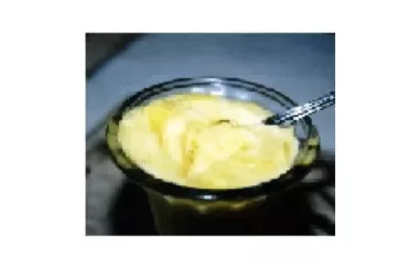 Creamy and refreshing Mango Cream Pie recipe