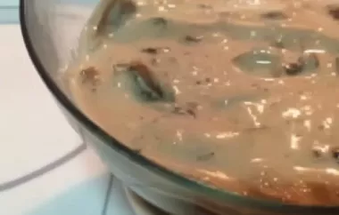 Creamy Mushroom Gravy Recipe for a Flavorful Twist on Classic Gravy