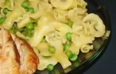 Creamy Pasta with Sweet Peas and Parmesan Cheese