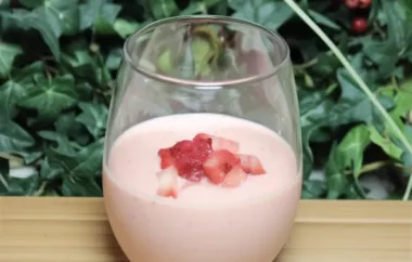 Creamy Strawberry Pineapple Smoothie Recipe