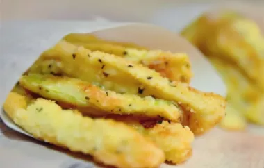 Crispy and flavorful low-carb zucchini fries