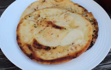 Crispy Fried Garlic Pita Recipe