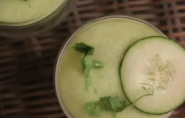 Cucumber-Pear Smoothie