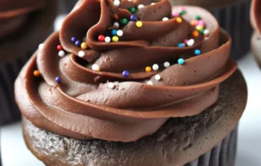 Decadent Chocolate Fudge Frosting Recipe for Your Favorite Cakes and Cupcakes