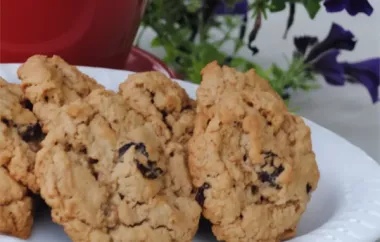 Delicious and Chewy Oatmeal Cherry Walnut Cookies Recipe