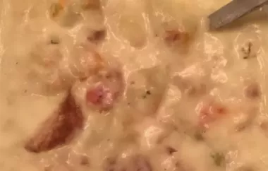 Delicious and Creamy Clam Lovers Chowder